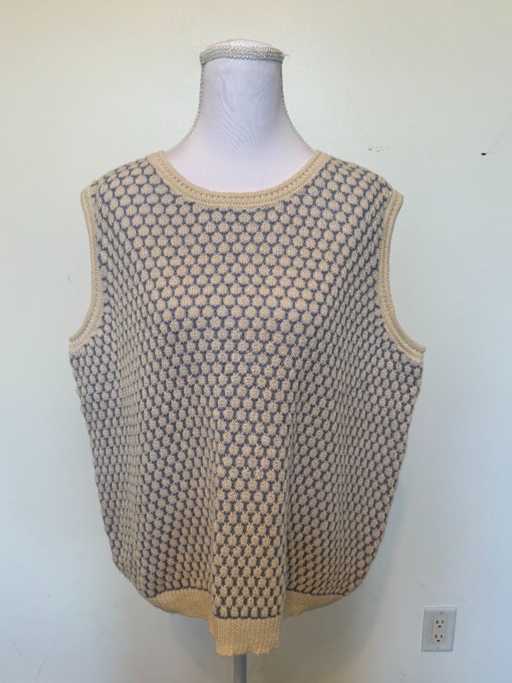 NWT LYSSE Claire Textured Mesh Sweater Shell